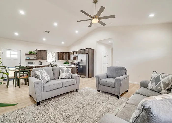 Hike & Ski! W/ Dog-friendly Yard In Eagar